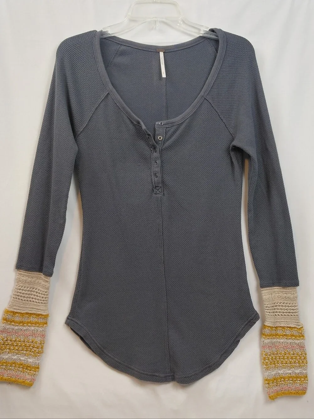 Free People Ski Lodge Thermal Henley Size Large Gray Gold Boho